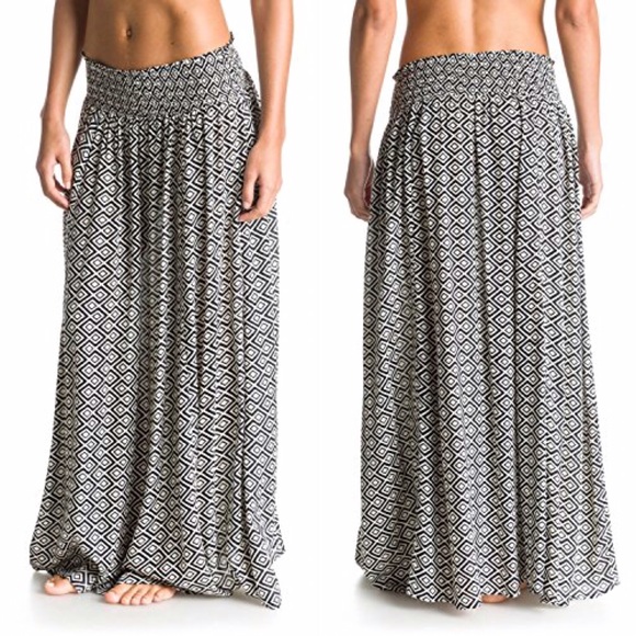 🆕Roxy Mixed Up Printed Maxi Skirt - Picture 2 of 8