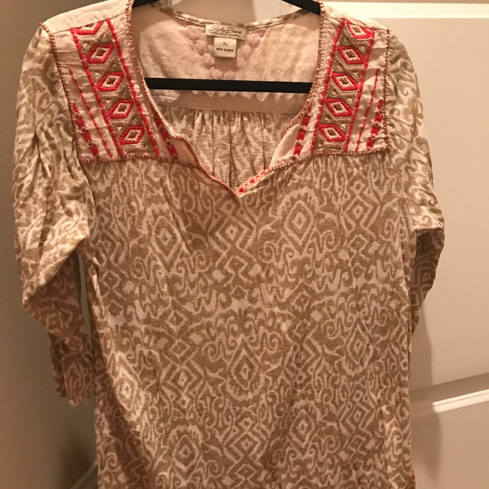 Cute Aztec top!