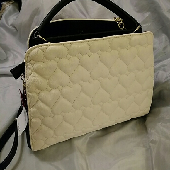 Betsey johnson satchel single handle NWT cream - Picture 3 of 4