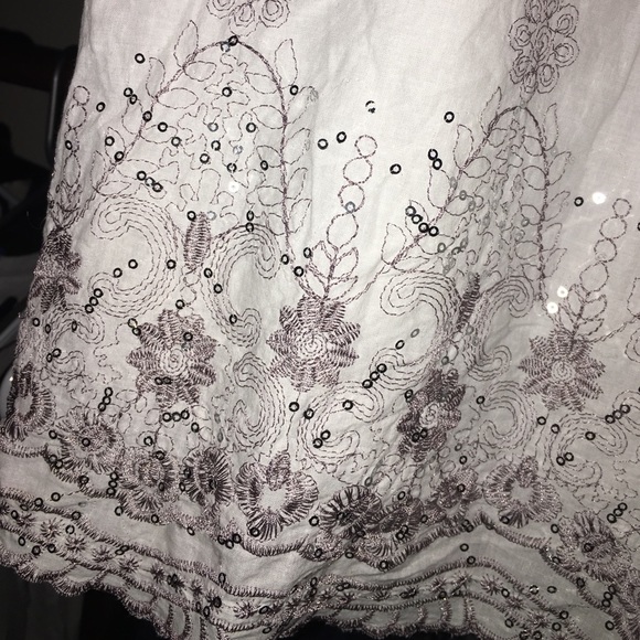 White sundress - Picture 2 of 4