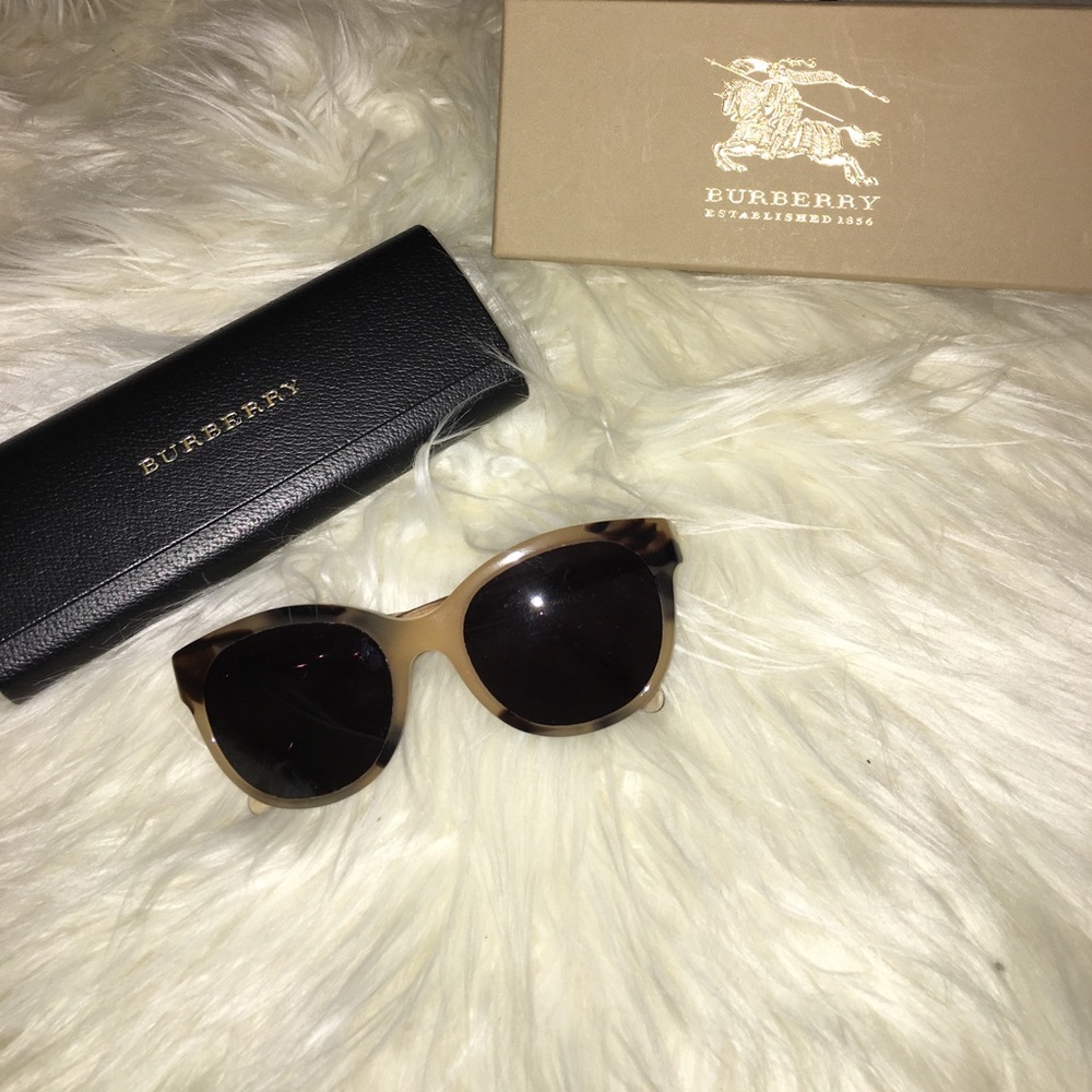 Authentic Burberry sunglasses
