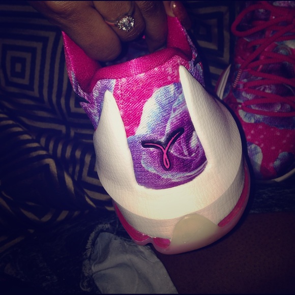 Kevin Durant Aunt Pearls !!Limited Edition!!! SOLD - Picture 6 of 7