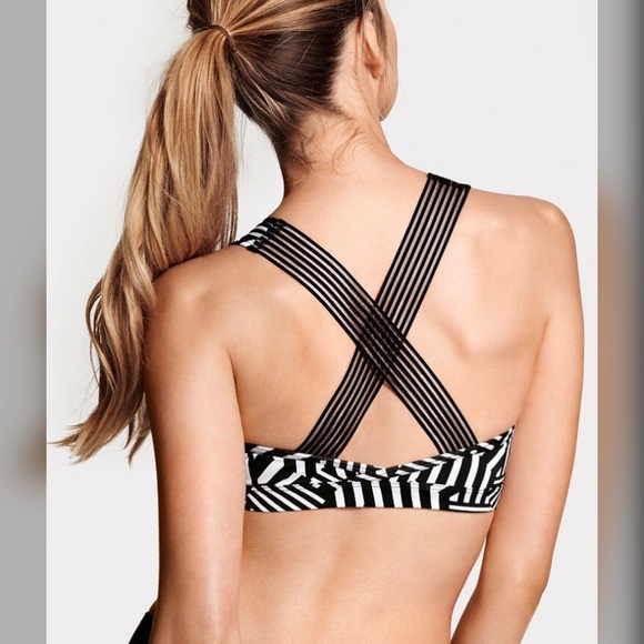 Victoria Sport Black/White Sport Bra Brand New - Picture 2 of 6