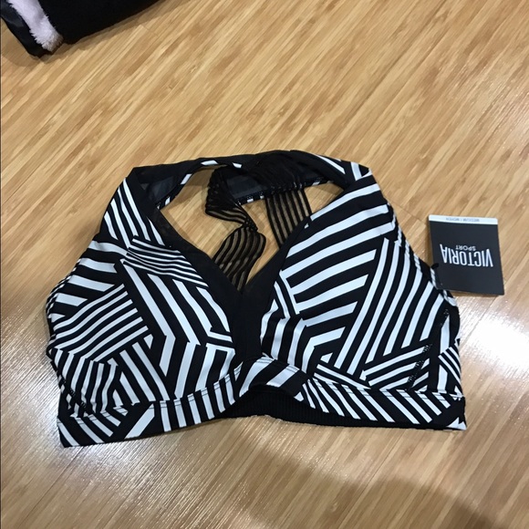 Victoria Sport Black/White Sport Bra Brand New - Picture 4 of 6