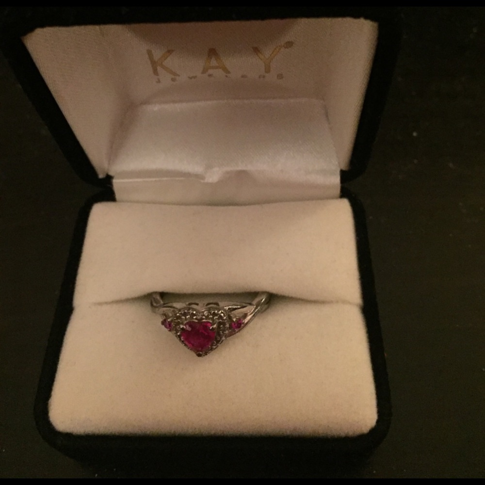 Kay Jewelers heart shaped ring