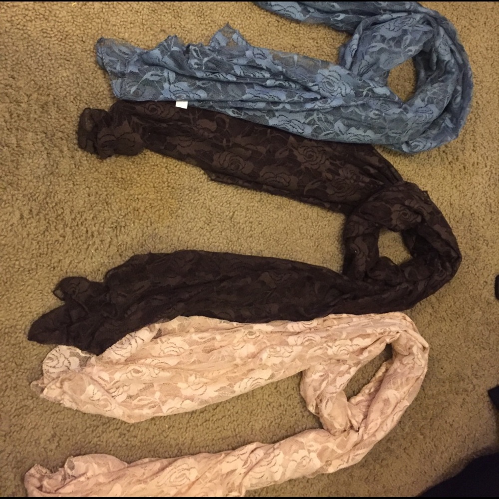 Lace scarfs - 3 colors