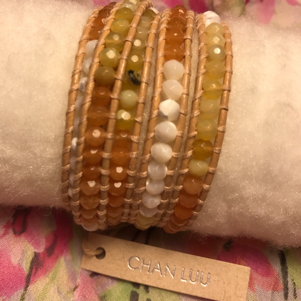 CHAN LUU Leather Bracelet Red Aventurine MIX Beige