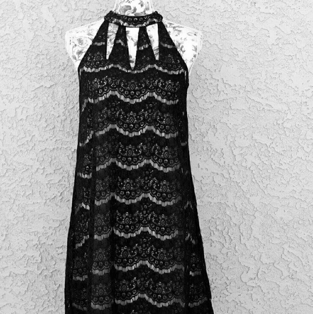 Love Fire Lace Dress