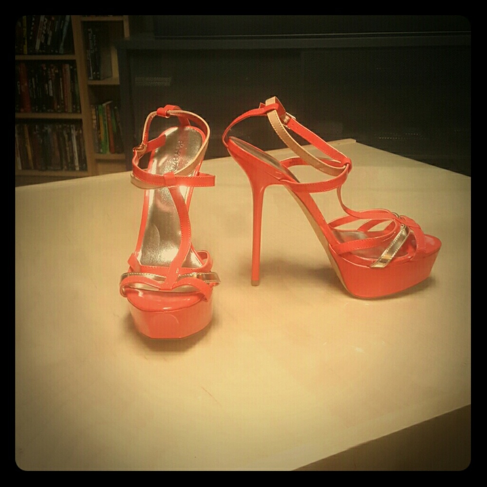 *SPRING CLEANING* Strappy Heels