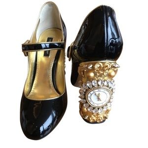 1 DAY SALE! Dolce & Gabbana Cinderella Clock FIRM