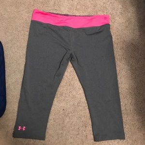 UNDER ARMOUR LEGGINGS
