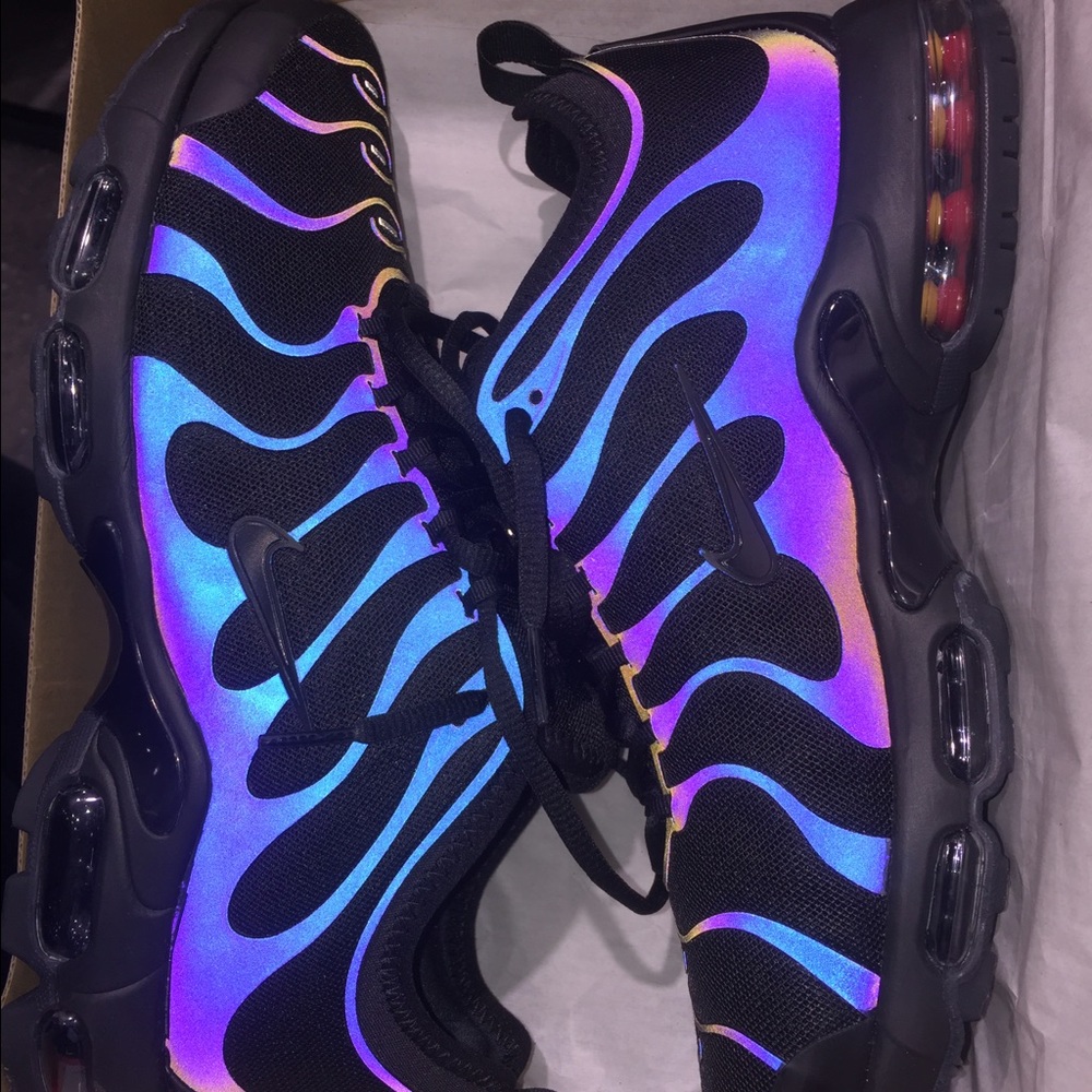 nike running sneakers