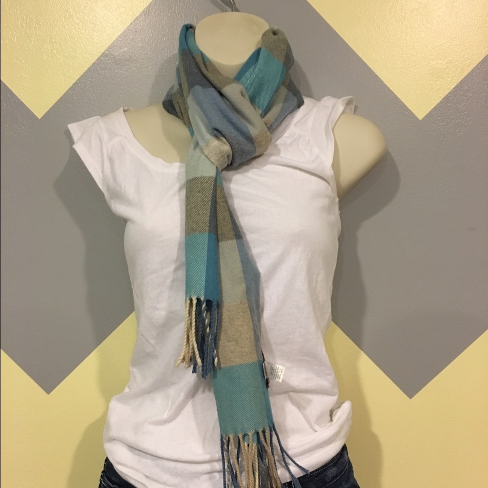 🌼Blue and Grey Plaid Flannel Scarf - Merona