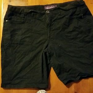 Black stretch waist cotton shorts