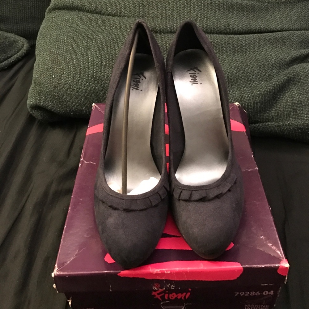 Fioni Suede High Heels