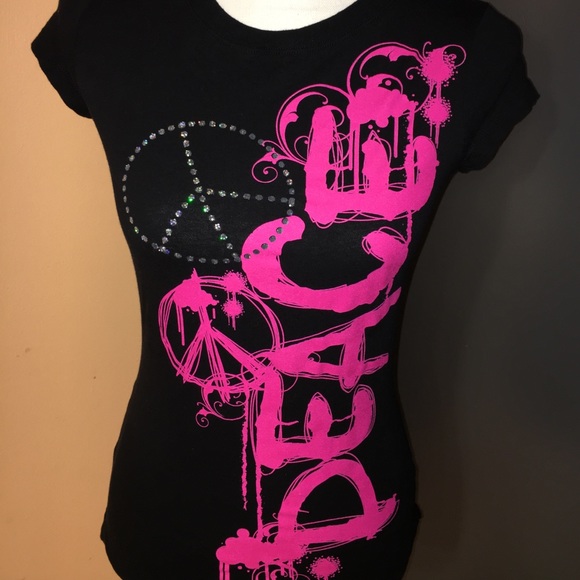 Vanity T-Shirt - Picture 2 of 6