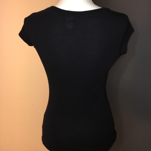 Vanity T-Shirt - Picture 4 of 6