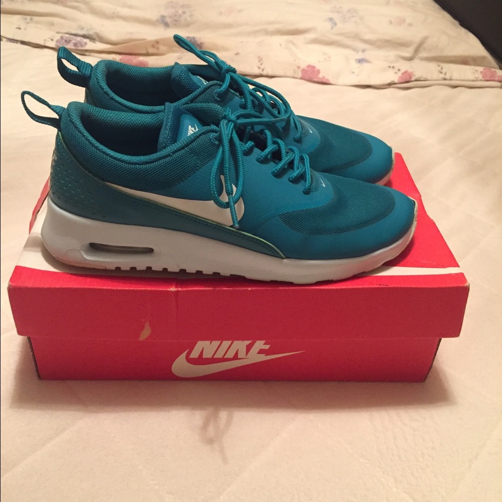 Women's Nike Air Max Thea