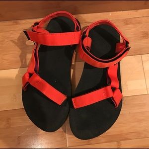 Teva sandals 9
