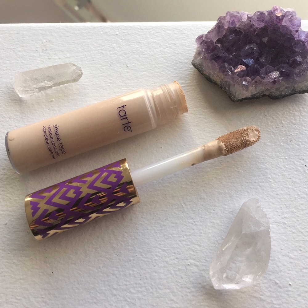 Tarte shape tape light sand