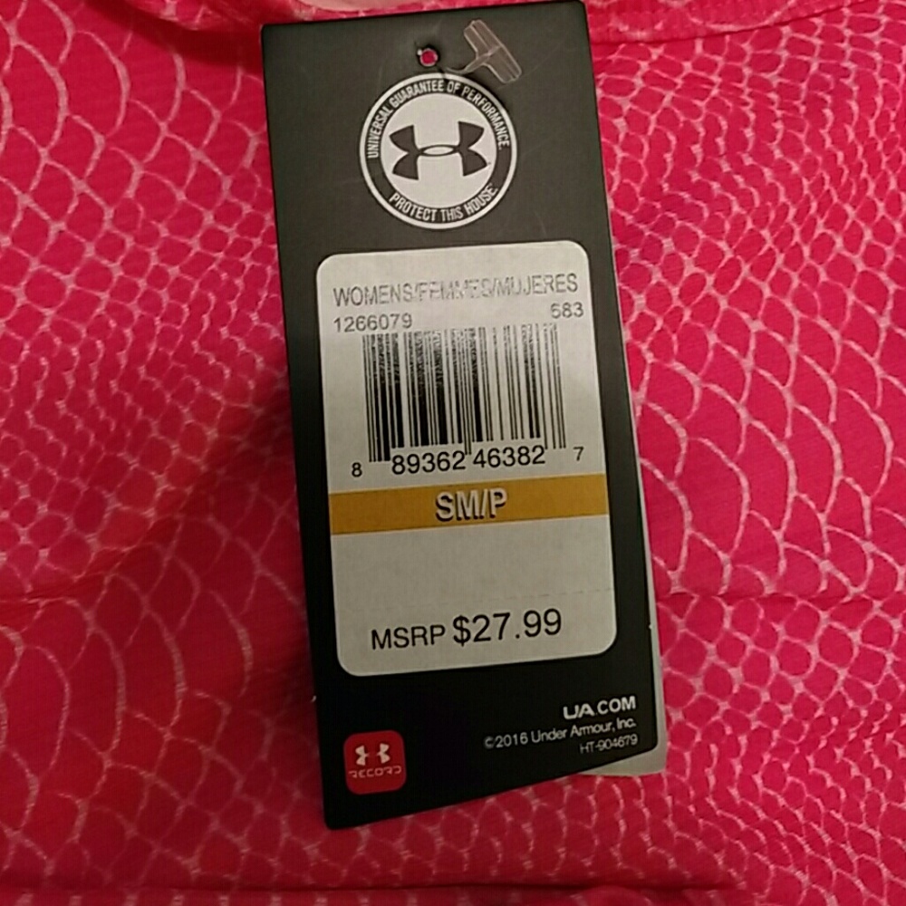 Hold Uarmour heatgear compression fitted tank. NWT - Picture 3 of 3