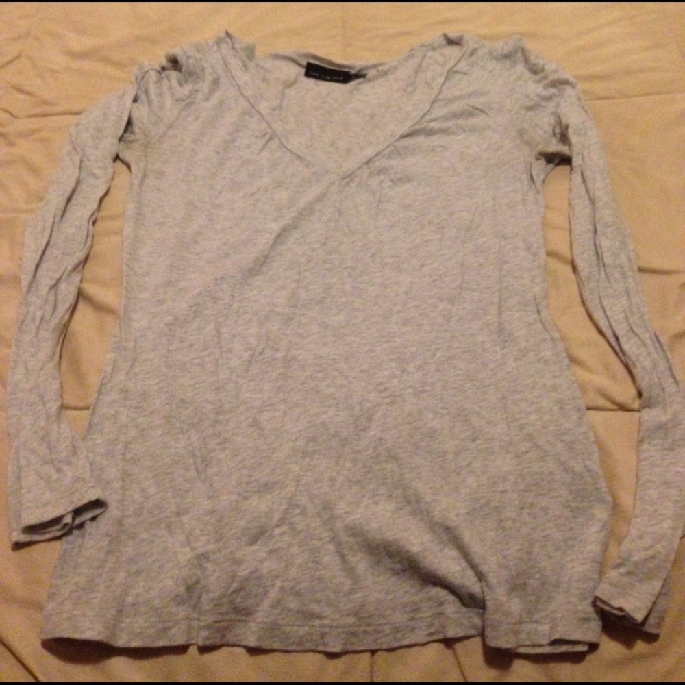 The Limited V-neck Tee