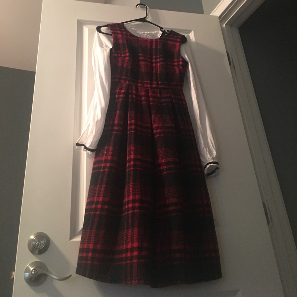 Dress - Picture 6 of 8