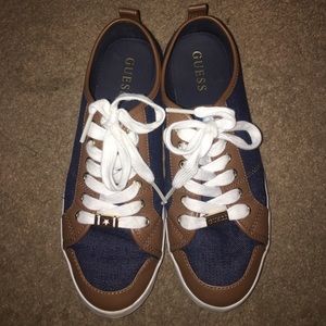 GUESS Jean Sneakers