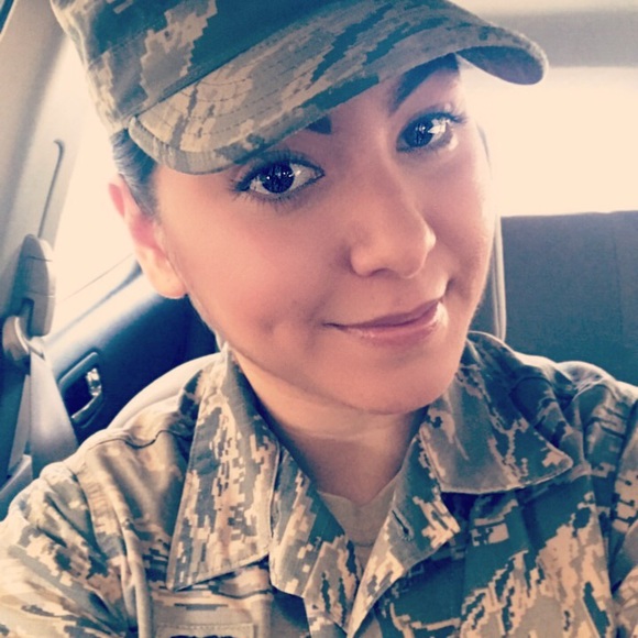 Meet your posher, Mitzy 💋 - Picture 2 of 3