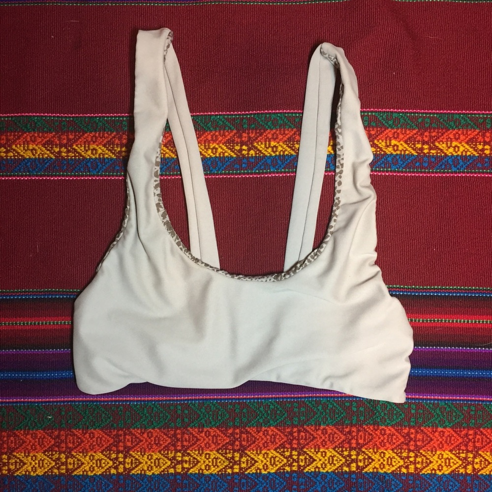 ❌SOLD❌✨Acacia Kanaio top in Clay✨