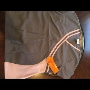 Urbane Scrub Top nwt