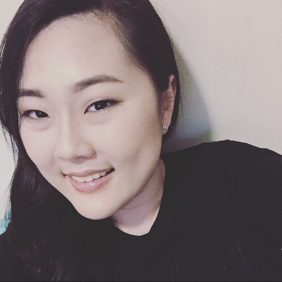 Meet your Posher, Madeline - Picture 2 of 3