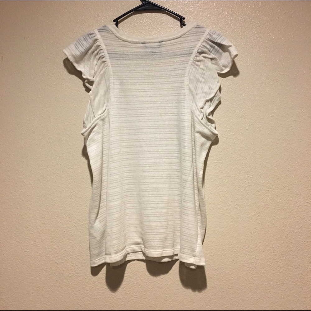 •GIFTED• Cream Ruffle top - Picture 3 of 4