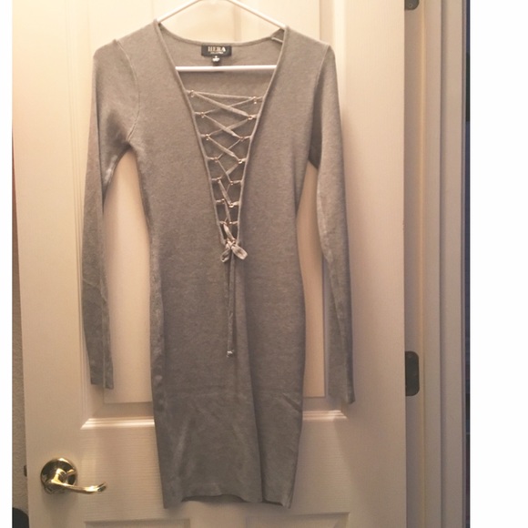 SOLD💋 - Picture 2 of 4