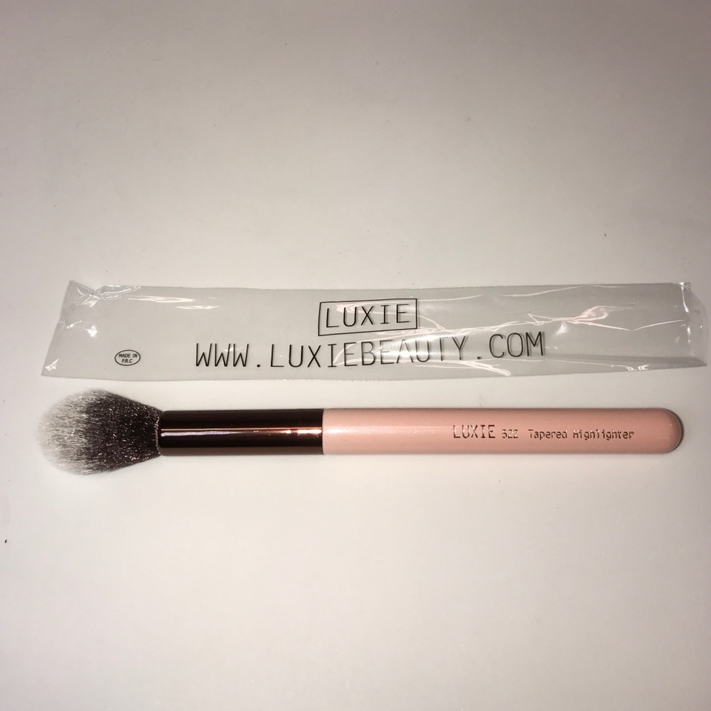 BRAND NEW LUXIE Beauty Makeup Brushes Set of 3 - Picture 2 of 4