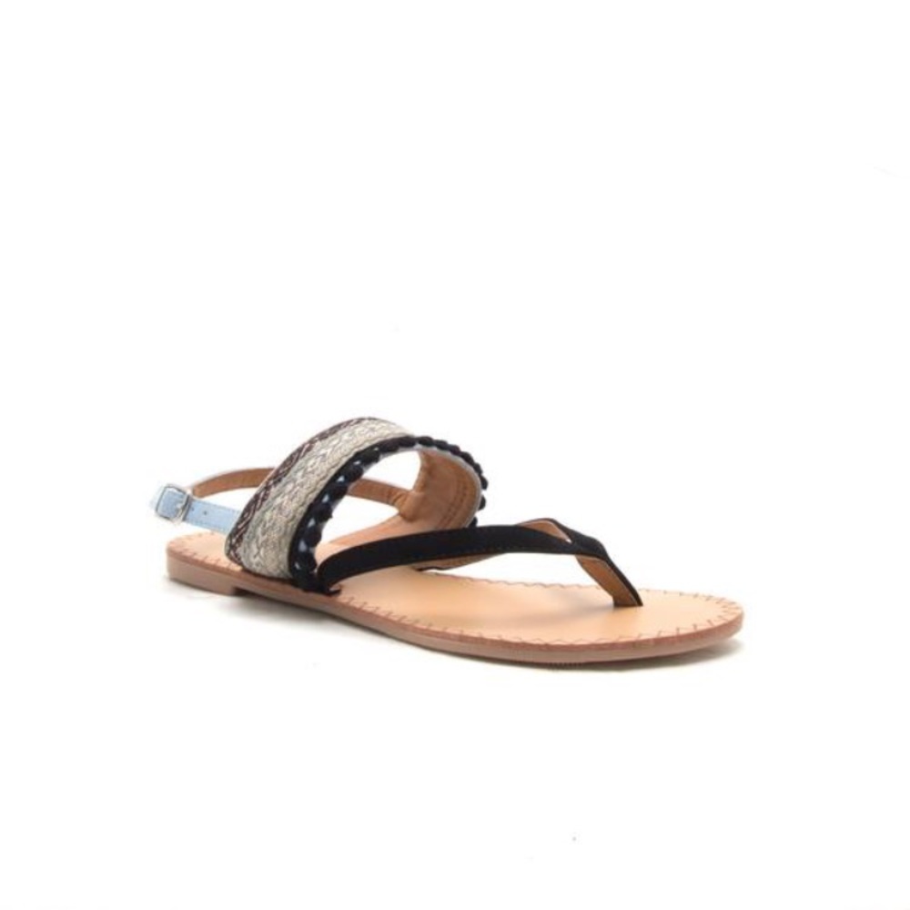 1 LEFT!!! NWT. Embroidered Pom Pom sandal - Picture 6 of 8