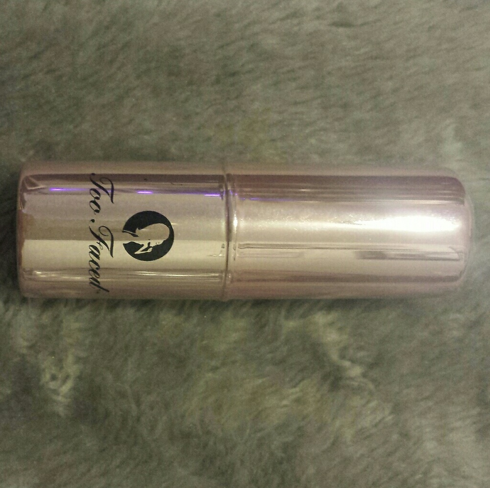 Too Faced lipstick