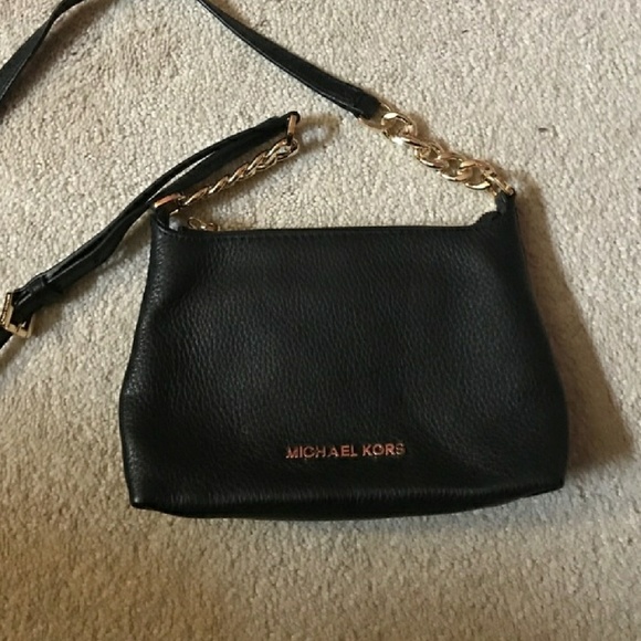 Michael Kors crossbody purse - Picture 2 of 4