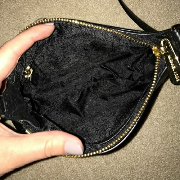 Michael Kors crossbody purse - Picture 3 of 4