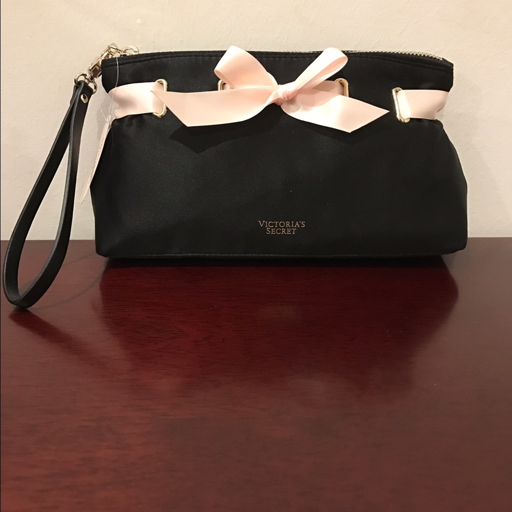 ⛔️SOLD⛔️ NEW Victoria's Secret cosmetic bag