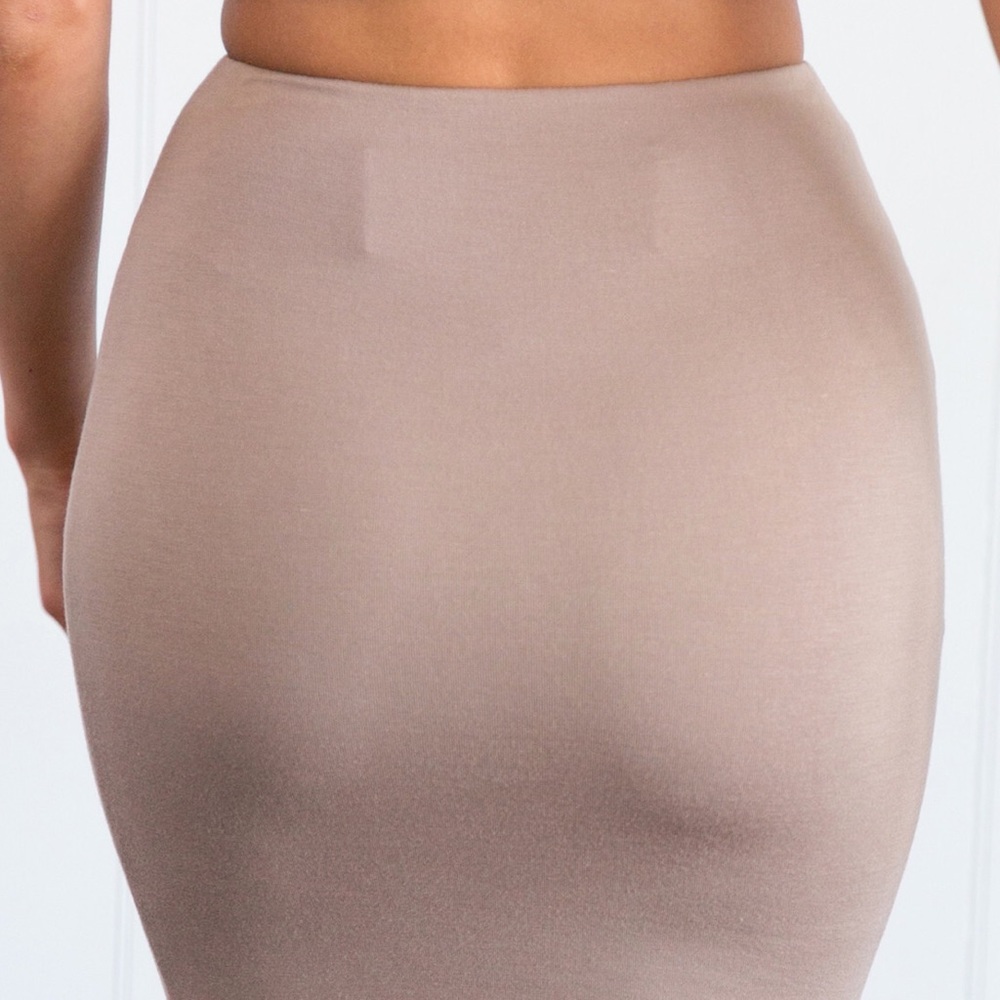 LAST 1 (MED - SKIRT ONLY) ROSELA in Mocha - Picture 2 of 3