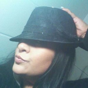 Meet your Posher, Lynn