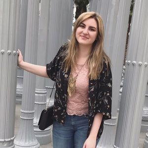 Meet your Posher, Kaitlin