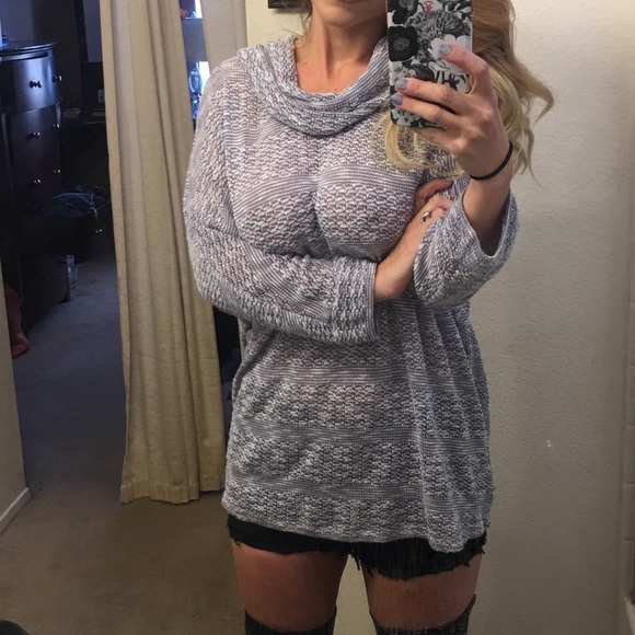 Oversized sweater - Picture 2 of 3