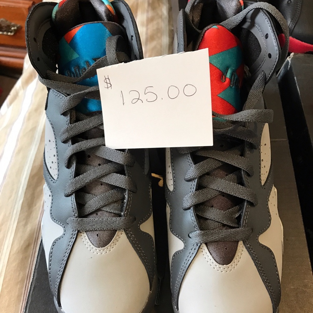 Retro 7 sneakers 100% authentic