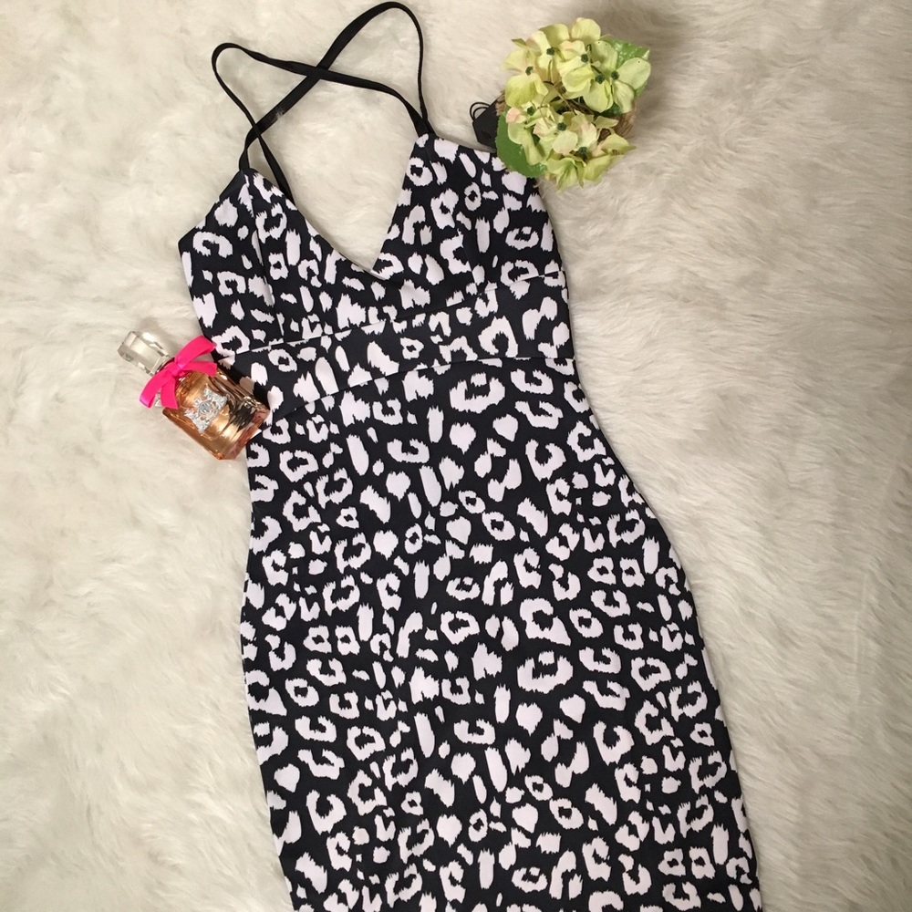 👗Snow Leopard Dress👗XS