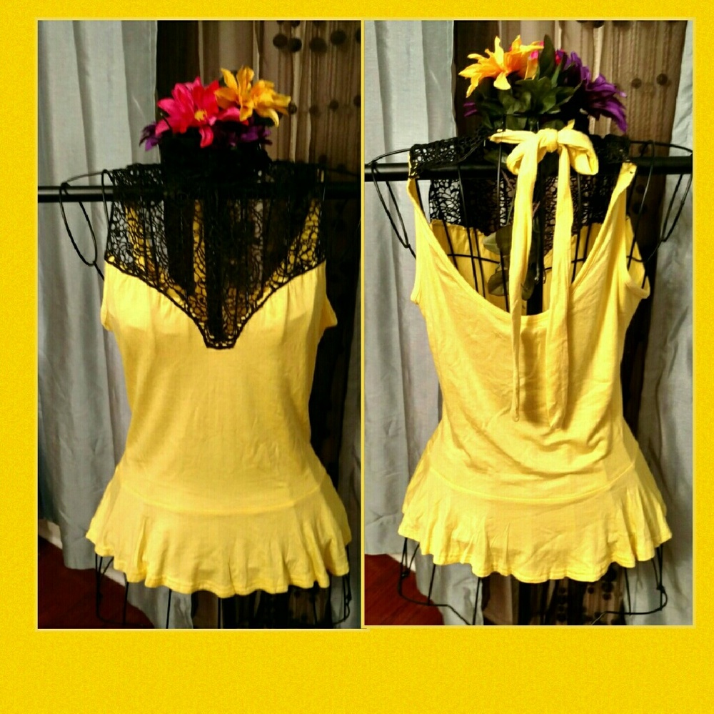 🌹Blouse NWT🎉🎉 $8 Green Available Only