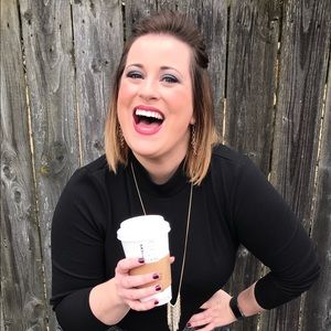 Meet your Posher, Alissa