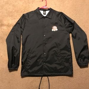 MENS wind breaker LARGE