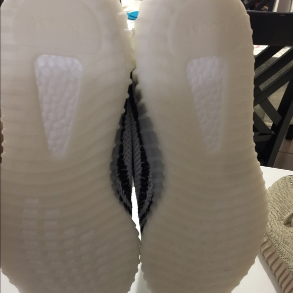 Yeezy 350 Zebras 9.5